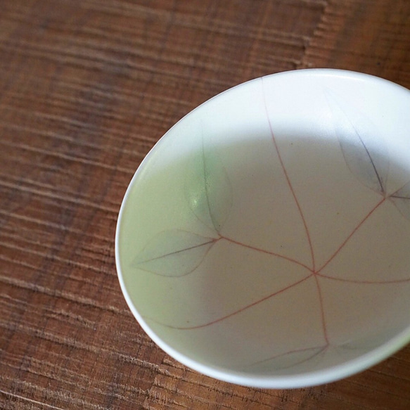 茶碗　ナチュラル　白　植物　作家　丹下郁　南天 5枚目の画像