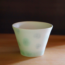 カップ　かわいい　湯飲み　ナチュラル　植物　作家　丹下郁　垣通し　陶芸　コップ　蕎麦ちょこ 4枚目の画像