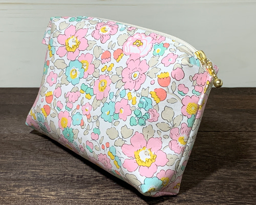 スクエアポーチセット(リバティAG) 放せ 