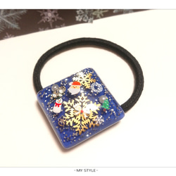 大人可愛いXmasブルー❄️のぷっくり四角のヘアゴム❤️✨ 送料無料 限定 クリスマス プレゼント ラッピング 雪の結晶 2枚目の画像