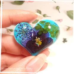涼しげブルーのボタニカルflowerぷっくりハートの選べるアクセサリー❤️✨送料無料 大人可愛い プレゼント ラッピング 5枚目の画像