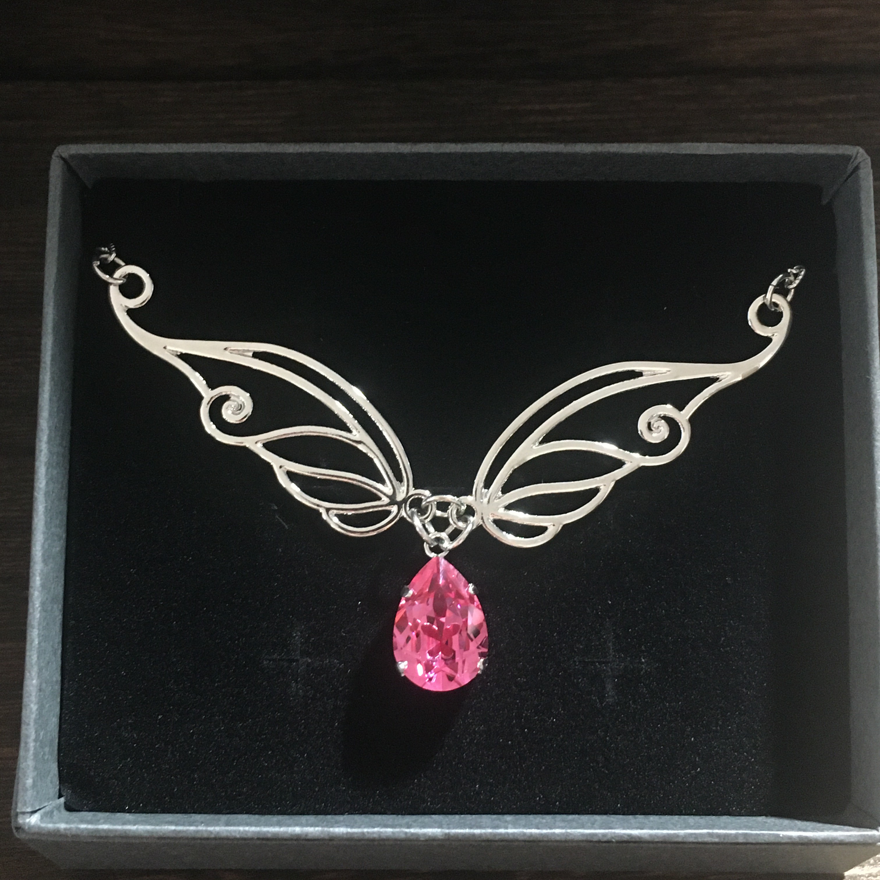 【大セール】ウィングチョーカー