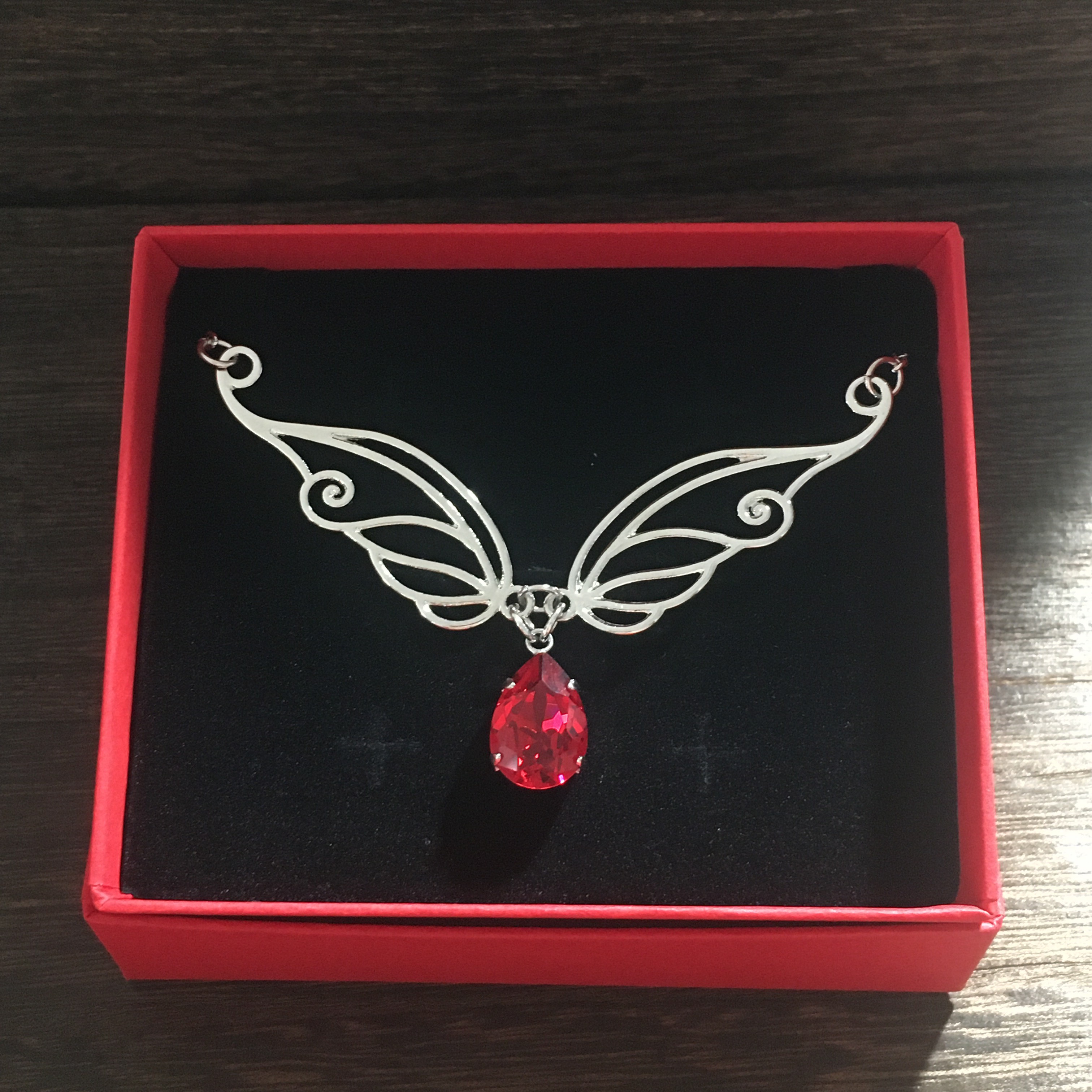 【大セール】ウィングチョーカー