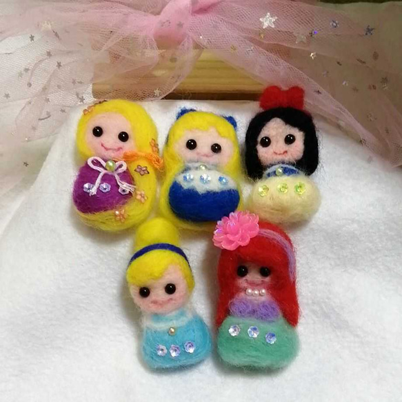 羊毛フェルト かわいい女の子 マスコット 羊毛フェルト かおち