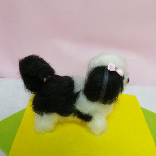 羊毛フェルトシーズー 白黒 羊毛フェルト かおち 通販 11289832