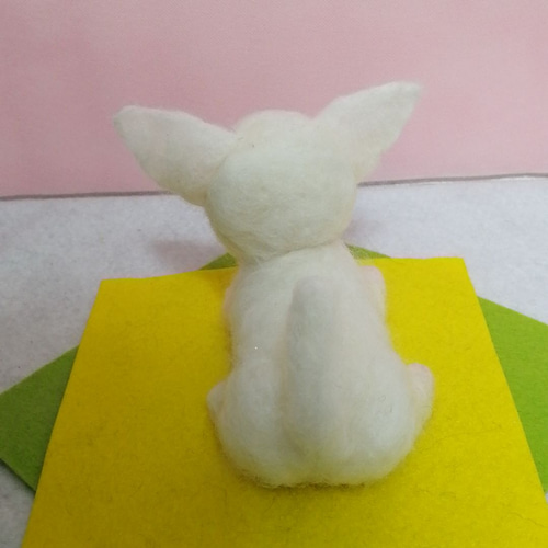 羊毛フェルト犬 チワワ スムースコート ホワイト 羊毛フェルト