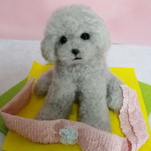 いつでもいっしょ♪ ふわふわ羊毛フェルトの小さなグレー