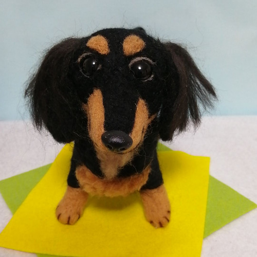 羊毛フェルト犬 ミニチュアダックスフンド ブラックタン 羊毛 羊毛フェルト犬 ミニチュアダックスフンド ブラックタン 羊毛
