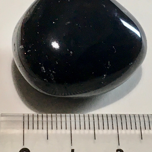 虹入り モリオン黒水晶 タンブル 小 天然石 東洋占星術師の娘