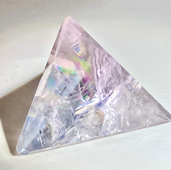 【大宇宙との融合✨】アメジスト　トライアングラー　ピラミッド　三角錐 2枚目の画像