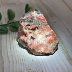 【マイナスイオンの石】アパタイト（燐灰石）　ラフストーン　原石 6枚目の画像