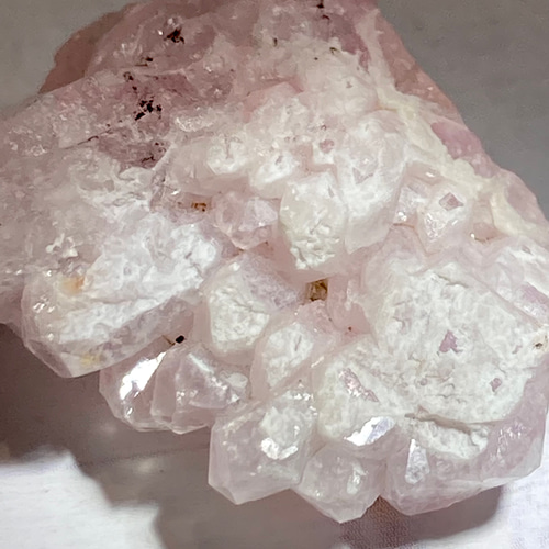 希少✨ 虹入りローズクォーツクラスター 原石ラフストーン