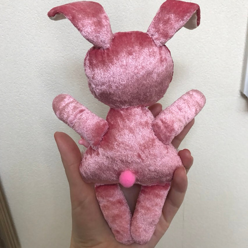 可愛いうさぎのピンキーちゃん ぬいぐるみ kun moon 通販