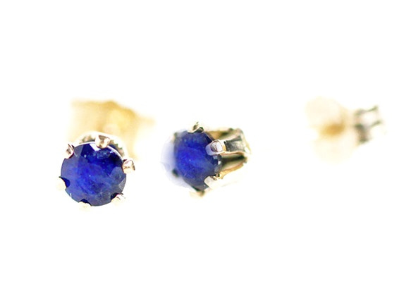 藍寶石鑲鑽耳環+珍珠抓 第1張的照片