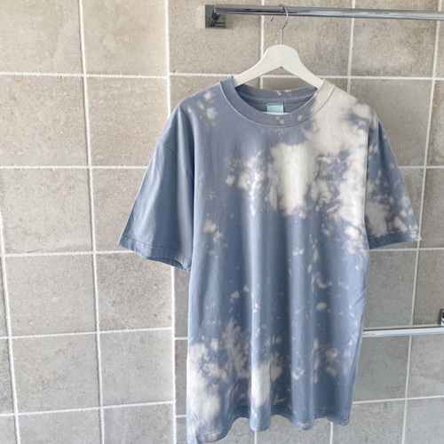 タイダイTシャツ　ブルー タイダイ柄 Tシャツ XLサイズ アシッドブルー ブリーチ加工 手