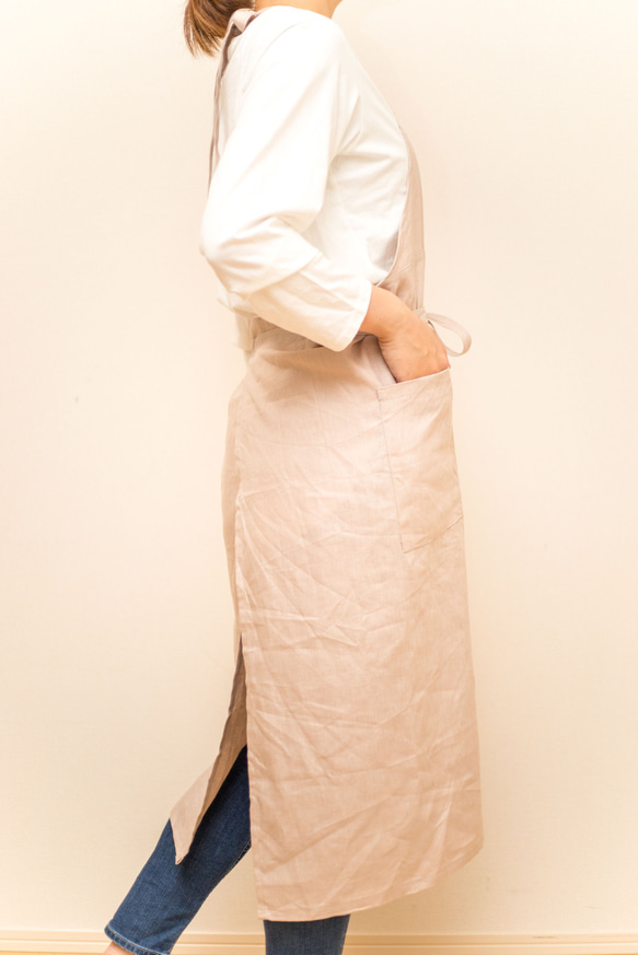 日本製国産リネン100% ピンクベージュ フルエプロン ロング 巻きスカート 2wayタイプ 3枚目の画像