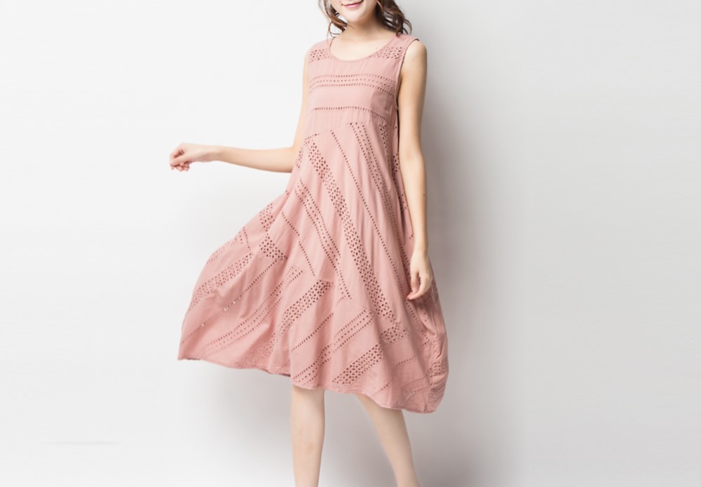 コットン生地 刺繍切り替えノースリーブワンピース ♪Pink♪