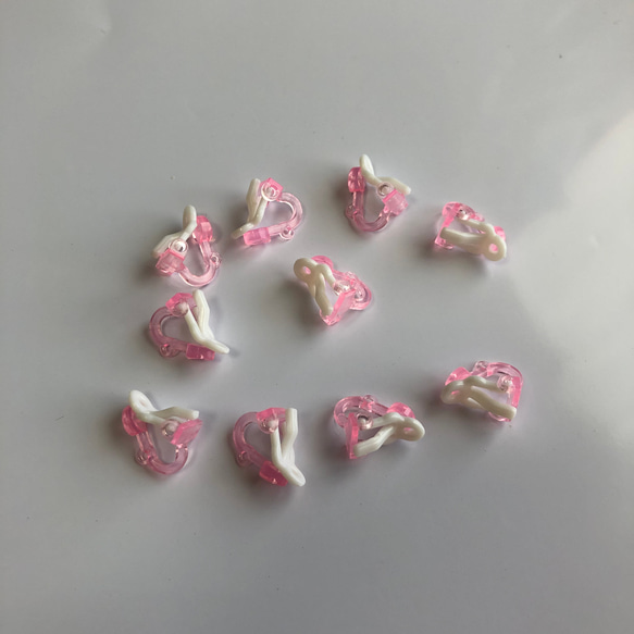 〘おまとめお得‼〙プラスチック製イヤリング　子供用　ピンク　クリップ式　2セット　０２３ 2枚目の画像