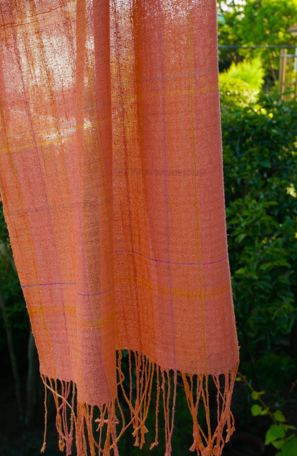 草木染め・手織り　シルクストール　茜　ST11 8枚目の画像