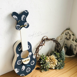 　受注製作　おもちゃのギター　ハリネズミ（対象年齢３才～） 1枚目の画像