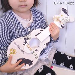 受注制作　おもちゃのギター　ネコ　キナリ（対象年齢３歳〜） 5枚目の画像