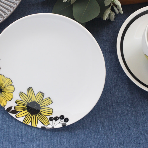 北欧テイスト】花柄プレート 16㎝プレート 中皿 Fragrant Bouquet 通販