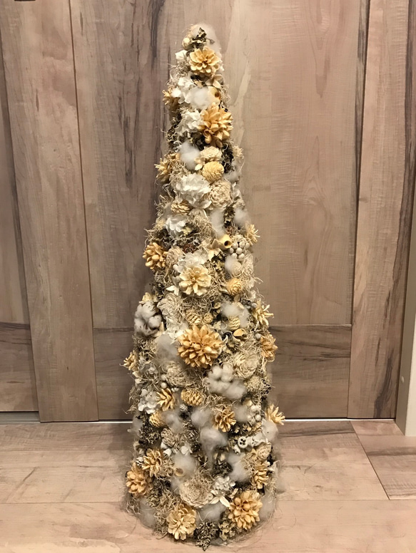 真っ白なクリスマスツリー/ドライフラワー　プリザープドフラワー　クリスマス 真っ白なクリスマスツリー/ドライフラワー プリザープドフラワー