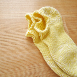 ﾛﾃﾞﾝｼｱ くるぶし丈の極暖ソックス【primrose yellow】 24～26cm 冬の靴下 ルームシューズ 温活 4枚目の画像