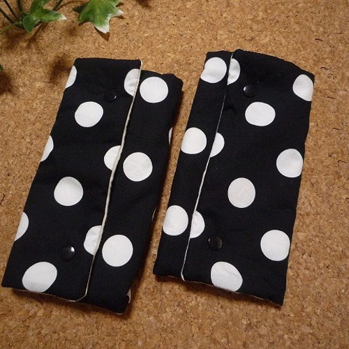 お値下げ☺︎‬抱っこ紐 よだれカバー ドットミニヨン⚮̈﻿ ドット柄】抱っこひもよだれカバー エルゴ・ポグネー・ベビーアンド