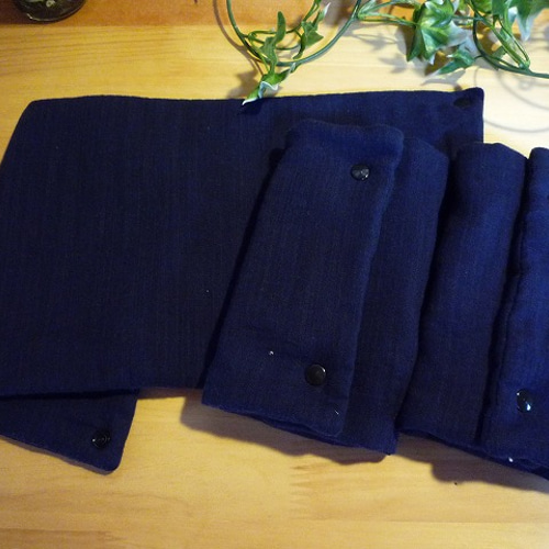 ネイビー】抱っこひもよだれカバー エルゴ・ポグネー・ベビーアンド  