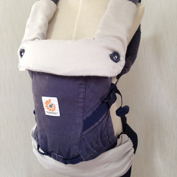 エルゴ オムニブリーズ アダプト オムニ360 ふわとろ抱っこ紐首