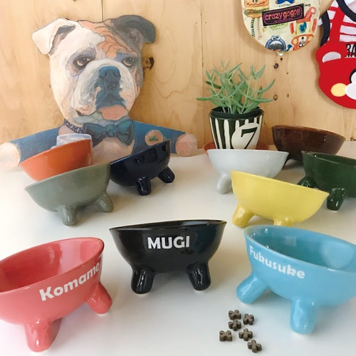 送料無料 】彫刻 オーダー 名入れ 選べる10color 可愛い足つき ペット