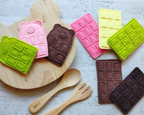 ちょこ寝★ハンドメイド フェルト おままごと オーダー★ フェルトままごと】板チョコとくまさんチョコセット おもちゃ・人形