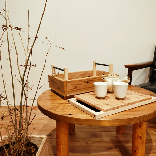 □トレーにもなる蓋付き収納ボックス／杉／無垢／アイアン／おしゃれ