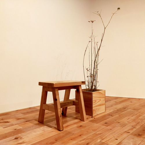 木製スツール/椅子（寄木装飾）