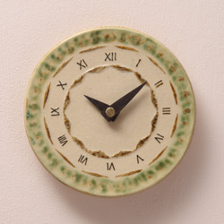 Ⅻ　陶製掛時計 丸型147(木製針） 1枚目の画像