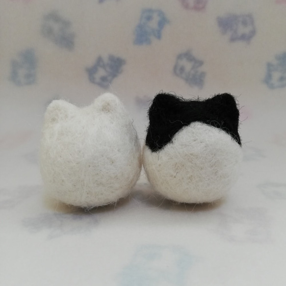 A サーカス猫　黒白猫のアートドール【ハンドメイド】猫　ぬいぐるみ　羊毛フェルト A サーカス猫 黒白猫のアートドール【ハンドメイド】猫 ぬいぐるみ