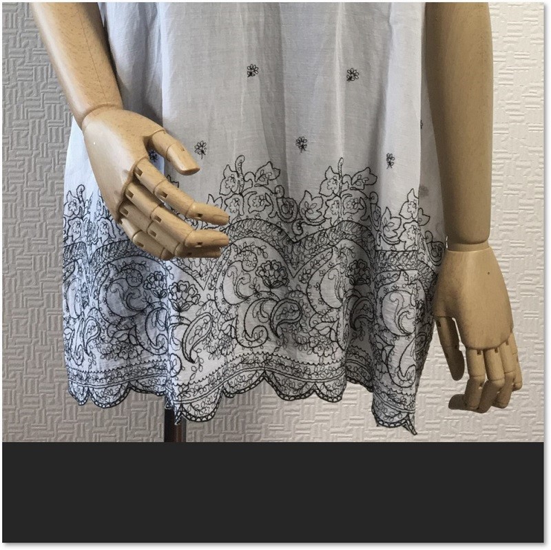 繊細な刺繍レースがエスニックモダンなドルマンチュニック