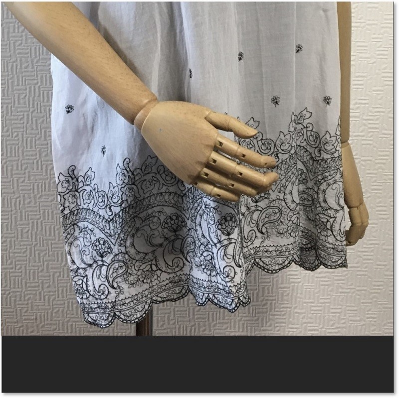 繊細な刺繍レースがエスニックモダンなドルマンチュニック