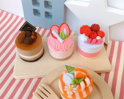 おままごと＊4種のフェルトケーキセット【05】 おもちゃ・人形