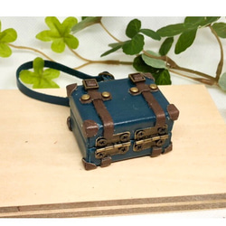 革細工　ミニチュアトランク　4センチ　miniature trunk. 4枚目の画像