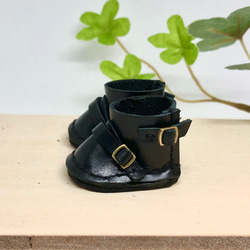 革細工　丸エンジニアブーツ　ぬい用　一足　miniature  boots. 1枚目の画像