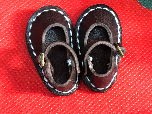 革細工　ミニチュアサンダル　miniature sandals. 2枚目の画像