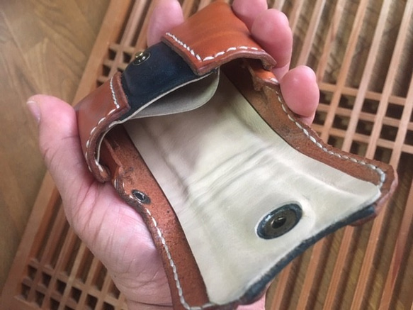 牛本革ハードコインケース財布 coin purse 512C 7枚目の画像