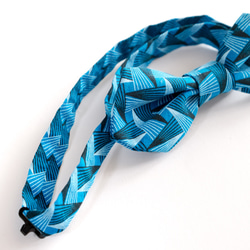 GEOMETRIC BLUE SHWESHWE BOW TIE 4枚目の画像