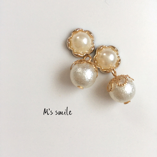 スーツ.ドレスにも合う☆パールピアス.イヤリング 樹脂ピアス.樹脂 