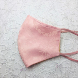 【春待ちマスク】桜ピンクジャガード　スワロフスキー製ラインストーン付き！　くちびるに触れません　 3枚目の画像