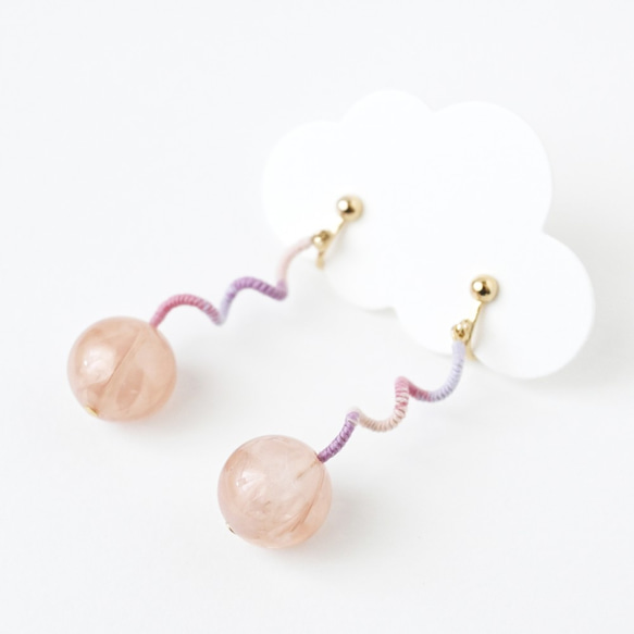 まきまきくるくるピアス/イヤリング（ピンク） 2枚目の画像