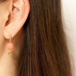 まんまるピアス＆イヤリング（ローズ×ルビー）【受注制作】 2枚目の画像