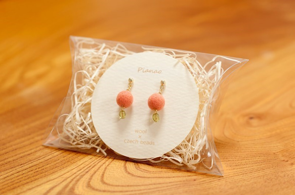 まんまるピアス＆イヤリング（ローズ×ルビー）【受注制作】 3枚目の画像